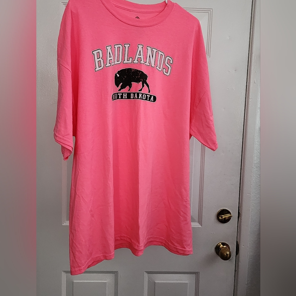 Pink shirt size 2xl